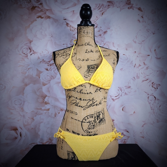 Yellow Triangle Bikini Set - Picture 1 of 11